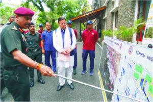 मुख्यमंत्री ने किया पर्वतारोहण अभियान का फ्लैग आॅफ