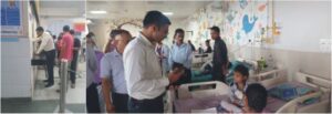 डीएम ने परखी अस्पताल की व्यवस्थाएं, मचा हड़कम्प