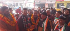 कांग्रेस प्रत्याशी संदीप सहगल-मतदाताओं को बता रहे काशीपुर में ट्रिपल इंजन की विफलताएं