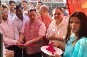 चैती मेले मंे निःशुल्क चिकित्सा शिविर का मेयर व एसडीएम ने किया शुभांरभ