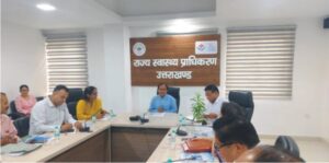 परिवार रजिस्टर की नकल से भी बन सकेंगे आयुष्मान कार्ड : डॉ. धन सिंह रावत