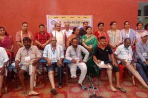 भारत विकास परिषद ने दिव्यांगों को बांटे कृत्रिम अंक