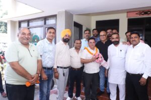 मंडी व्यापारियों ने पहली बार किसी जीते हुए नेता के रूप में महापौर दीपक बाली का किया शानदार स्वागत