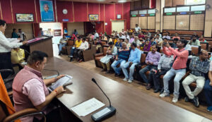 प्रधानमंत्री आवास योजना के लाभार्थियों की समस्याओं के निस्तारण को महापौर ने बुलाई बैठक