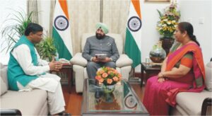 उत्तराखण्ड के प्रख्यात लोकगायक एवं ‘‘पद्मश्री’’ से सम्मानित प्रीतम भरतवाण ने की राज्यपाल से शिष्टाचार भेंट