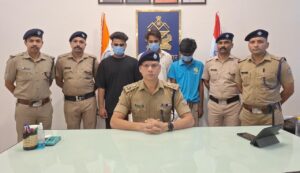 गोली मारकर हत्या करने वाले तीन शातिर आरोपी गिरफ्तार