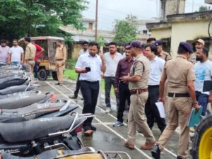 आईटीआई थाने में हुई वाहन नीलामी, 3,77,130 रुपये राजस्व मिला
