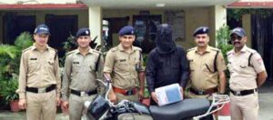 प्रतिबंधित कैप्सूल के साथ युवक गिरफ्तार