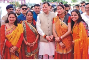 नारी शक्ति, मुस्कान और प्रदेश की सफलता: सीएम धामी