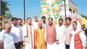 सीएम ने फहराया 215 फीट ऊंचा तिरंगा