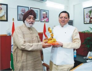 हमारे चारधाम के साथ ही हेमकुंट साहिब यात्रा का भी बड़ा महत्व है: सीएम