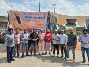 धूमधाम से मनाया गुरु रामदास महाराज जी का प्रकाश पर्व