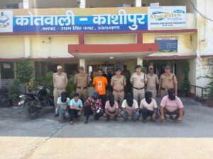 पुलिस ने सात वारंटियों को किया गिरफ्तार