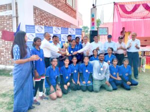 श्री गुरु नानक सीनियर सेकेंडरी स्कूल ने जीता रजत पदक