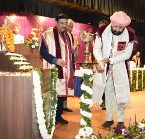 राज्यपाल ने 5वें दीक्षांत समारोह में मुख्य अतिथि के रूप में प्रतिभाग किया