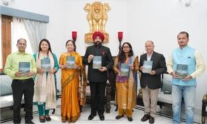 राज्यपाल ने किया “माउंटेन्स ऑफ लेबर, करन्ट्स ऑफ चेंज-वुमैंस लाइवलीहुड एंड इकोनॉमिक ट्रांजिशंस इन द हिमालयन रीजन एंड उत्तराखण्ड’’ पुस्तक का विमोचन