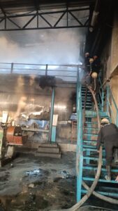 फैक्ट्री के रोटरी यार्ड में लगी आग, फायर बिग्रेड ने पाया काबू