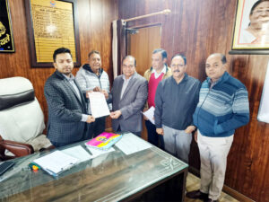 तमिलनाडु में भगवान कार्तिकेय मंदिर विवाद पर कुमारतनय वैश्य समाज ने दिया ज्ञापन