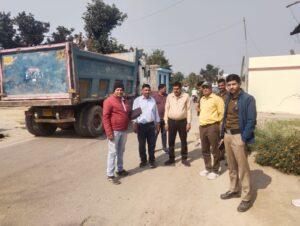 परिवहन विभाग द्वारा बिना एचएसआरपी नंबर प्लेट संचालित वाहनों के विरुद्ध सघन चेकिंग अभियान चलाया