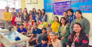 इनरव्हील क्लब राइजिंग स्टार ने बच्चों संग मनाई होली