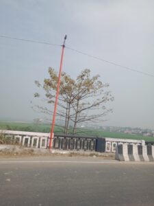 अब कांवरियांे नहीं गुजरना पड़ेगा अंधेरे से, महापौर ने की लाईट की परमानंेट व्यवस्था