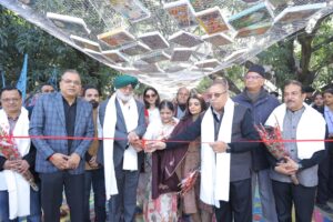 ज्ञानार्थी कॉलेज में फाइन आर्ट वार्षिक प्रदर्शनी का किया आयोजन