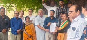 काशीपुर-रामनगर नेशनल हाईवे की दुर्दशा सुधारने को कांग्रेसियों ने दिया ज्ञापन