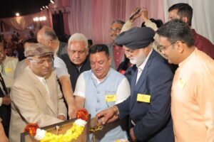 नवचेतना मंच के रंग-तरंग कार्यक्रम में जमकर झूमे दर्शक