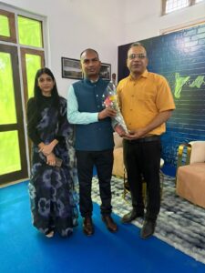 ज्ञानार्थी कॉलेज के विद्यार्थियों ने जाना कैसे पायंे सरकारी नौकरी