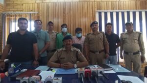 108 ग्राम स्मैक के साथ स्कूटी सवार दो युवक गिरफ्तार