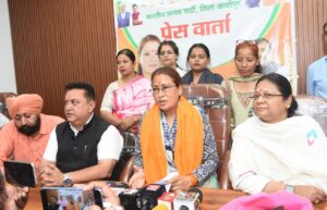 महिला आरक्षण पर विरोध करने वालों को जनता सिखाएगी सबक: रेखा आर्या