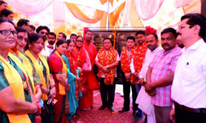 महापौर व नगर आयुक्त ने किया हाईटेक शौचालयों का शिलान्यास
