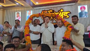मुख्यमंत्री ने खटीमा में पंचायत जनप्रतिनिधियों से किया जन संवाद
