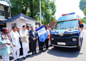 मुख्यमंत्री ने एचडीएफसी बैंक द्वारा प्रदत्त 4 अत्याधुनिक एम्बुलेंस का किया फ्लैग ऑफ