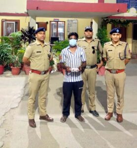 स्मैक के साथ एक गिरफ्तार