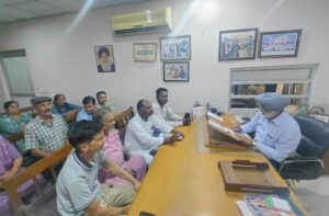 विधायक चीमा से मुलाकात कर लोगों ने की विकास कार्यों पर की चर्चा