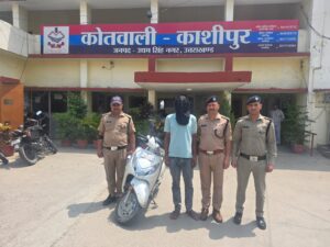 चोरी की स्कूटी बरामद, वाहन चोर गिरफ्तार