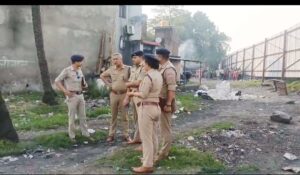 रेलवे ट्रैक किनारे दो अज्ञात शव मिलने से सनसनी