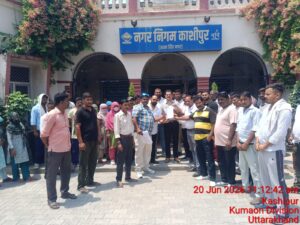 देवभूमि उत्तराखण्ड सफाई कर्मचारी संघ ने किया सांकेतिक धरना प्रदर्शन