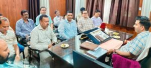 जल भराव वाले क्षेत्र में गन्ना फसल के संभावित नुकसान का आंकलन कर रिपोर्ट देने निर्देश