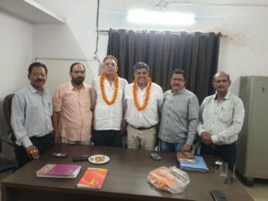 अनुराग कुमार सिंह बने किसान इंटर काॅलेज कुंडेश्वरी के अध्यक्ष