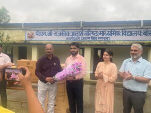 साई पब्लिक ग्रुप ऑफ़ स्कूल्स ने पीएमश्री जीआइसी को दान की जरूरी सुविधाए