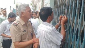 नियमों के विरु( चल रहे दो मदरसे सील