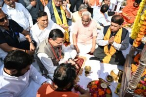 मुख्यमंत्री ने माँ गंगा से की देश और प्रदेश की सुख-समृद्धि की कामना की