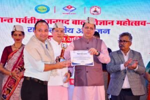 मुख्यमंत्री ने बाल वैज्ञानिकों से किया संवाद