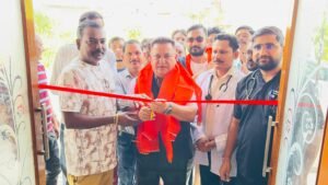 महापौर दीपक बाली ने किया निशुल्क स्वास्थ्य एवं रक्तदान शिविर का उद्घाटन