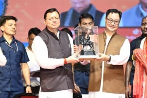 *उत्तराखंड आदि रंगोत्सव में पहुंचे केंद्रीय मंत्री किरेन रिजिजू ने सीएम धामी के नेतृत्व और जनजातीय विकास योजनाओं की सराहा।*
