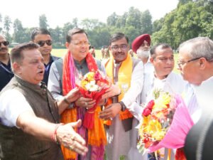 मुख्यमंत्री ने सुनीं जनसमस्याएं, अधिकारियों को दिए त्वरित समाधान के निर्देश