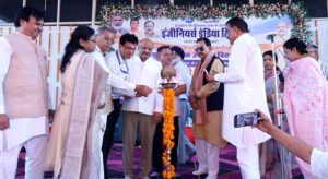 ईआईएल की सीएसआर पहल से 93 दिव्यांगजनों को 40 लाख के सहायक उपकरण वितरित