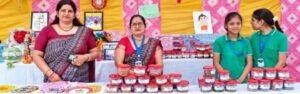 द चाइल्ड एन्हांसमेंट काॅन्वेंट स्कूल में प्रदर्शनी का आयोजन किया